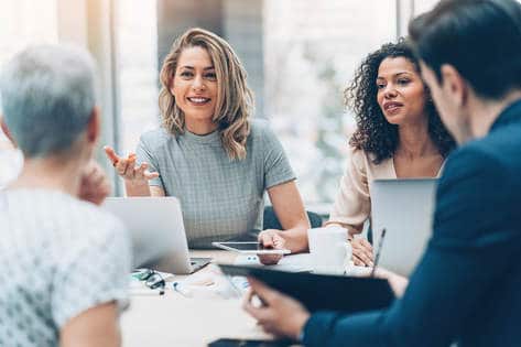une plateforme de coaching IA pour développer le leadership en 2026 avec Coachello AI