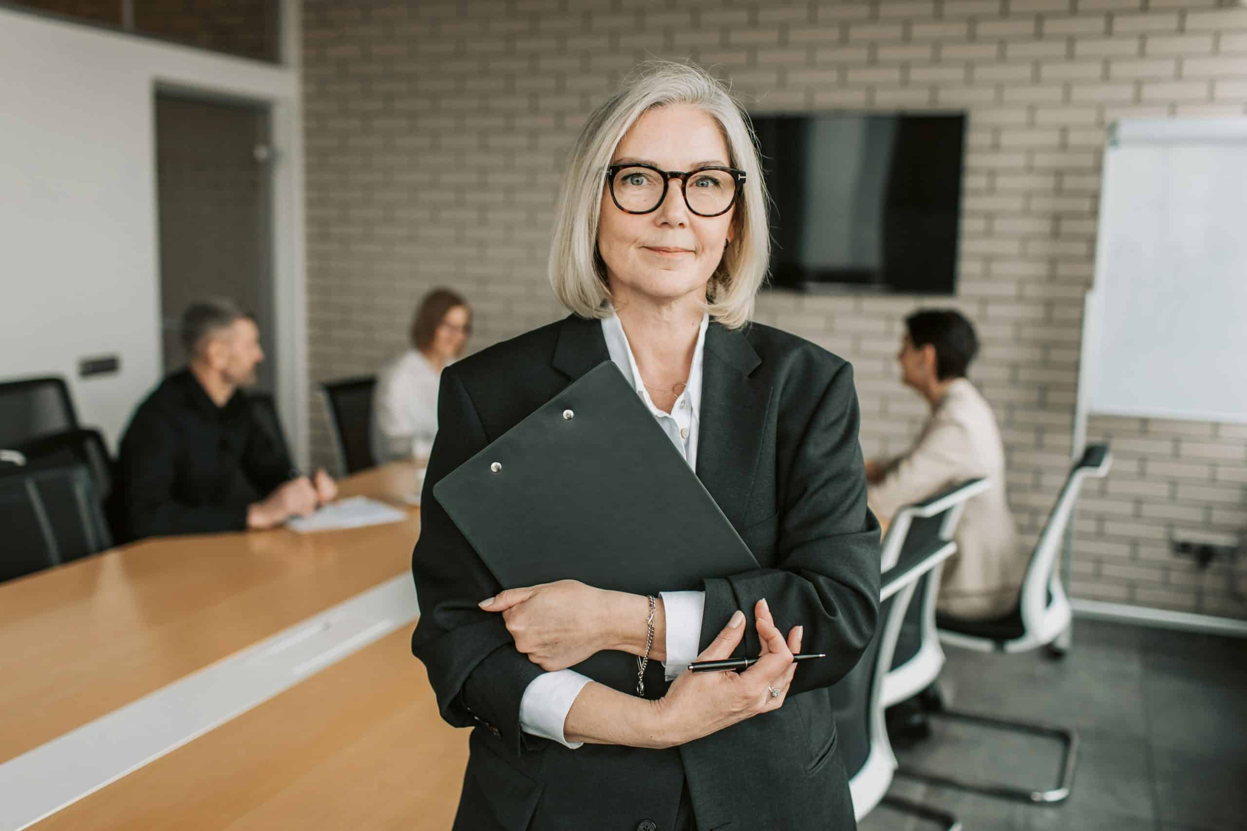 Which Leadership Coaching Model Is Right for Your Organization by Coachello AI